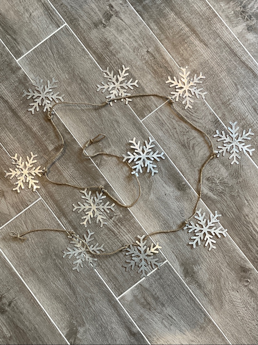 Metal Snowflake Garland